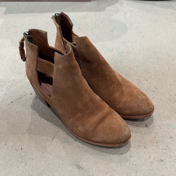 ABLE Brown leather Ankle Boots - Picture 1 of 6
